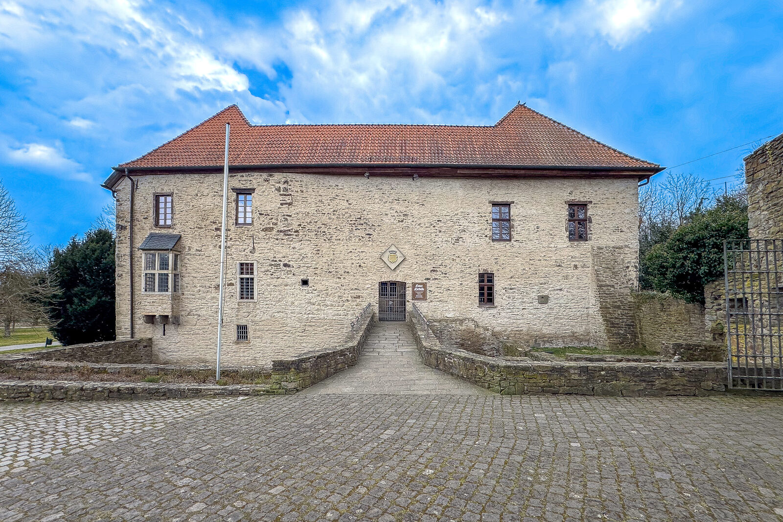 EXKLUSIVES BÜRO – 69 m² – HISTORISCHES HAUS HERBEDE – inkl. STELLPLÄTZE